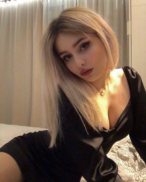 Оля индивидуалка Москвы у метро Ленинский проспект шлюхи индивидуалки выезд